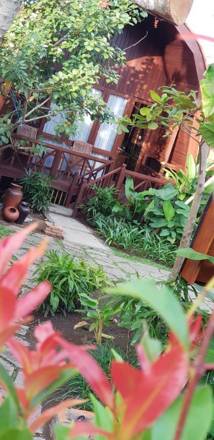 Aloravilla Montongbuwoh Exterior photo